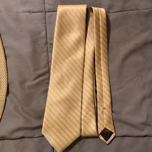 Brooks brothers tie